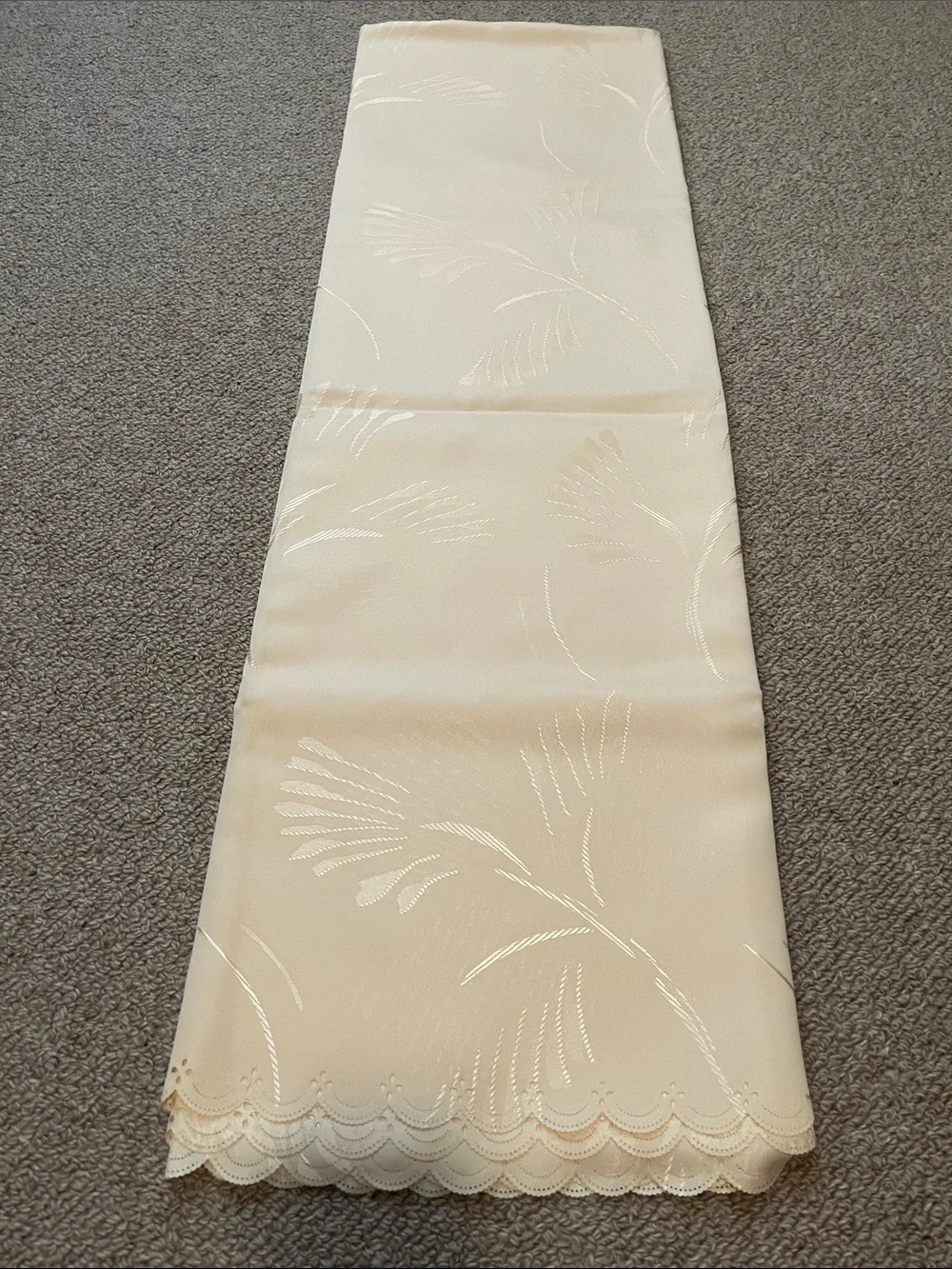 Rectangular Polish Table Cloth Floral Light Orange